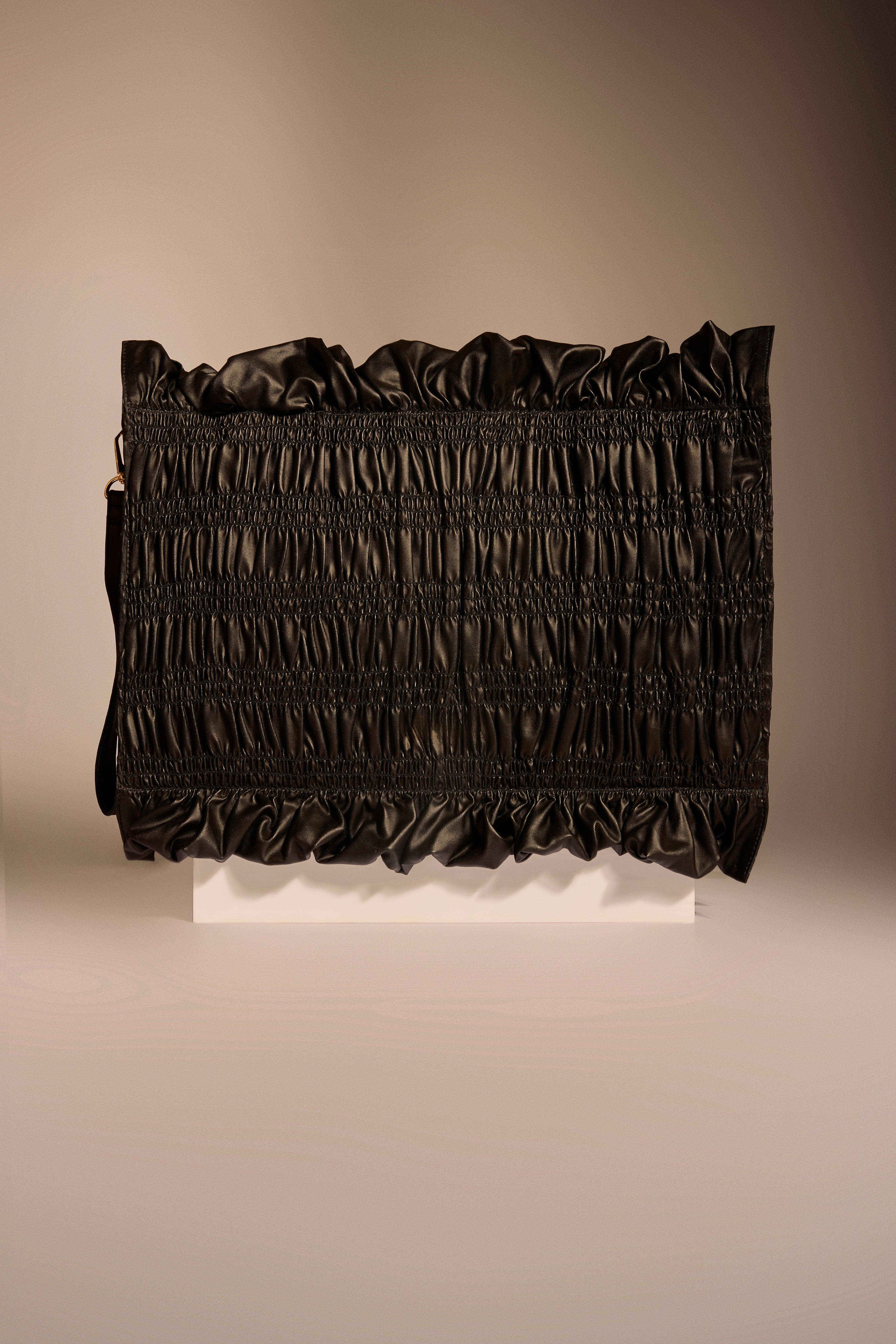 Black Drift Oversized Wristlet
