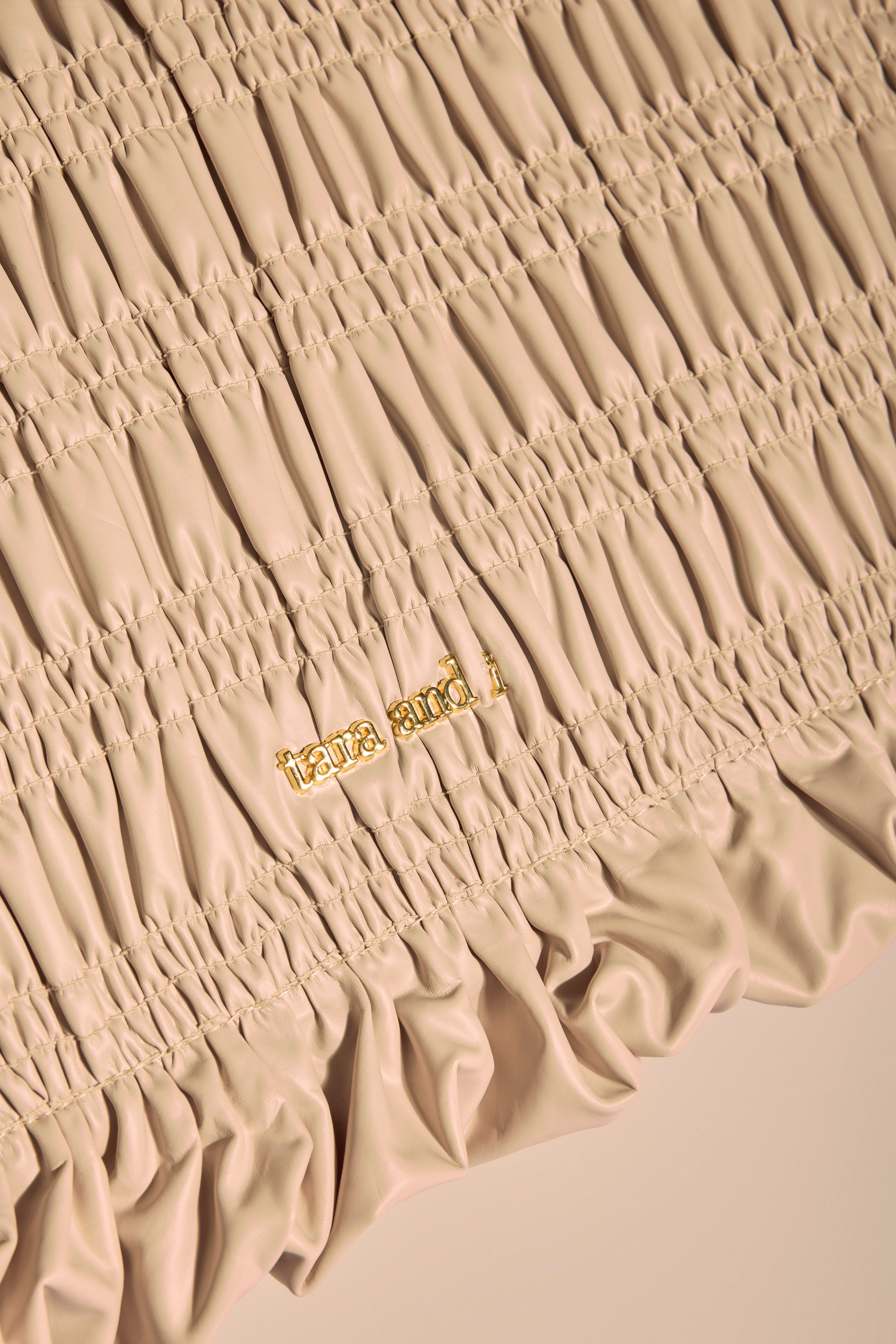 Crème Drift Oversized Wristlet
