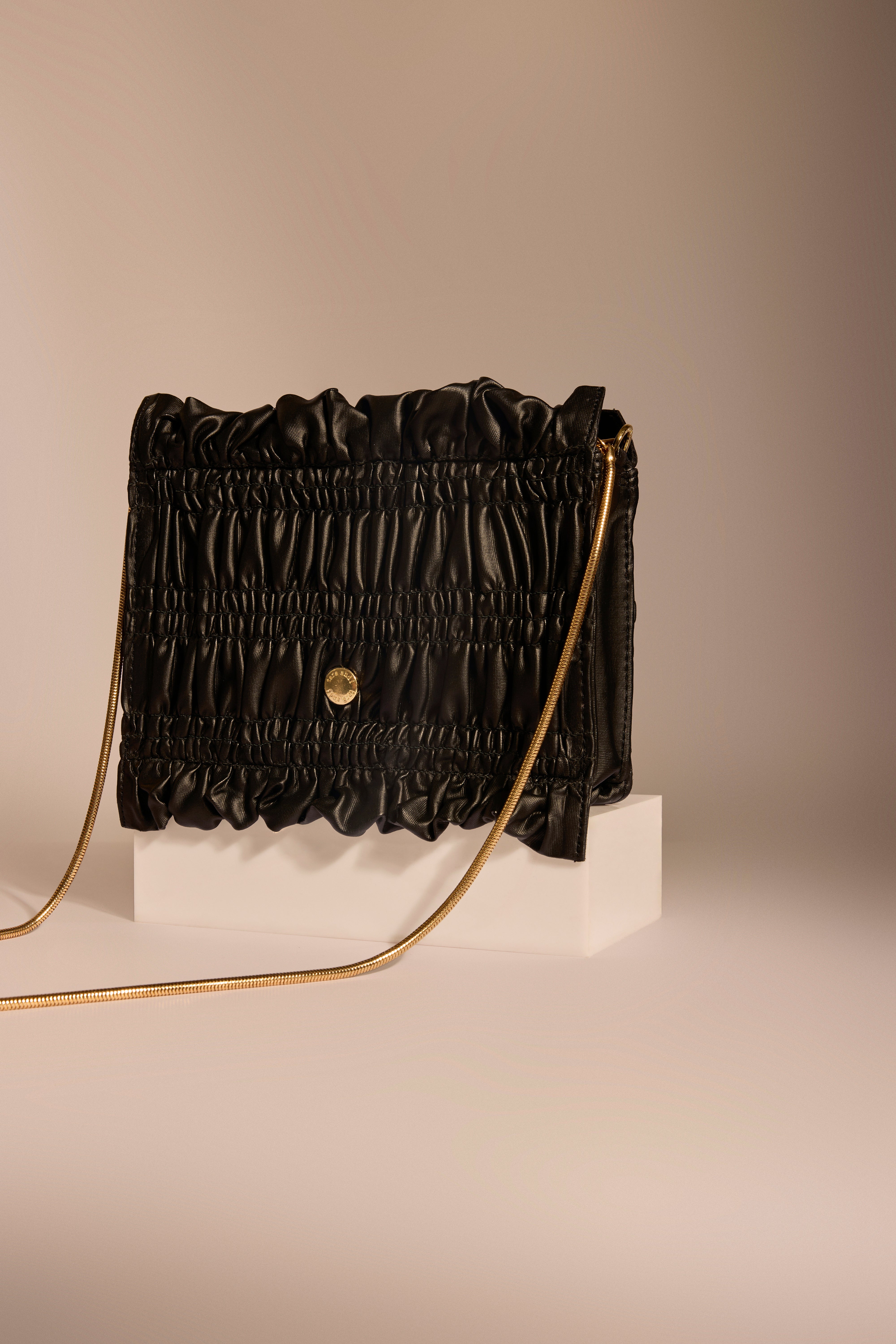Black Drift Sling Bag