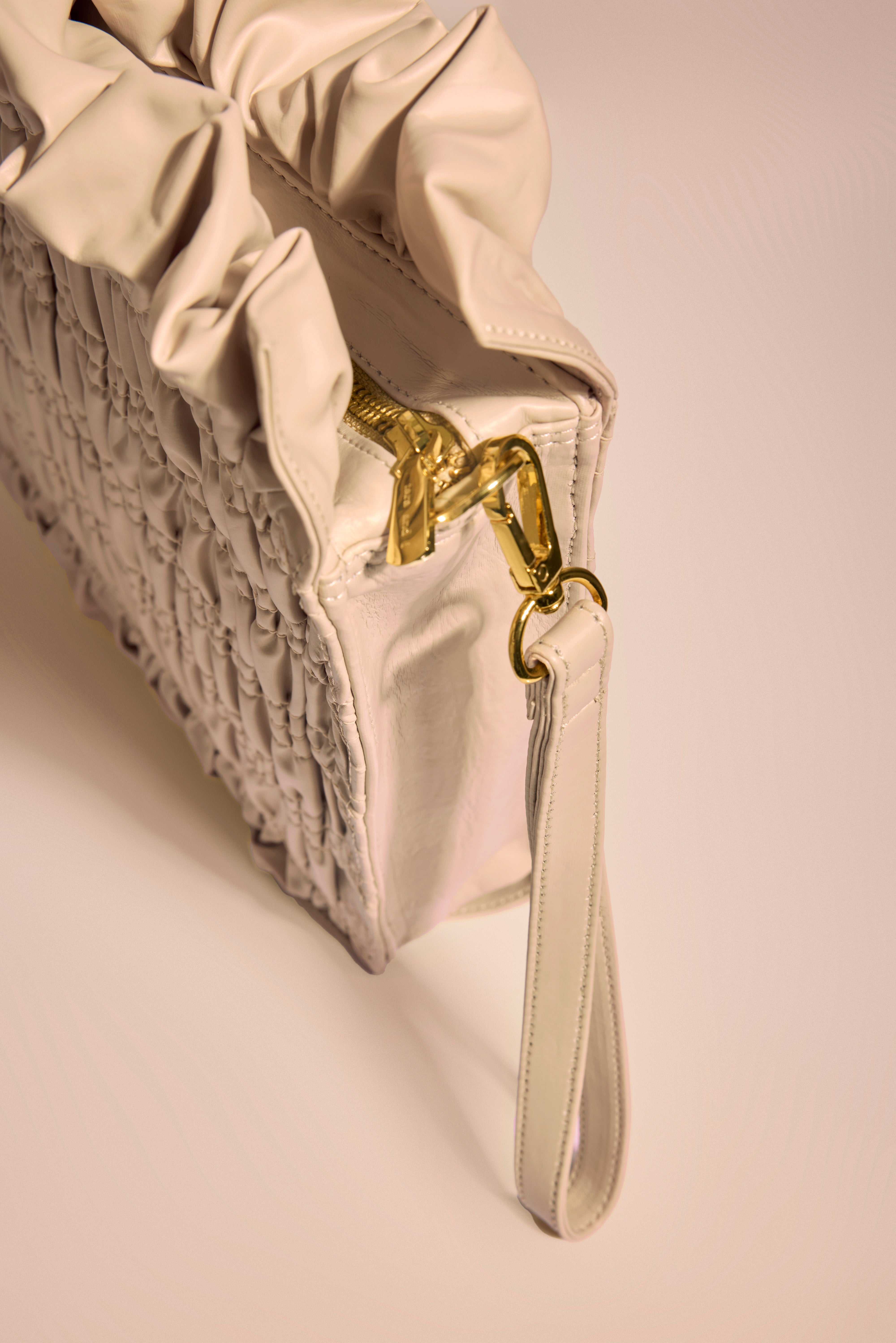 Crème Drift Oversized Wristlet