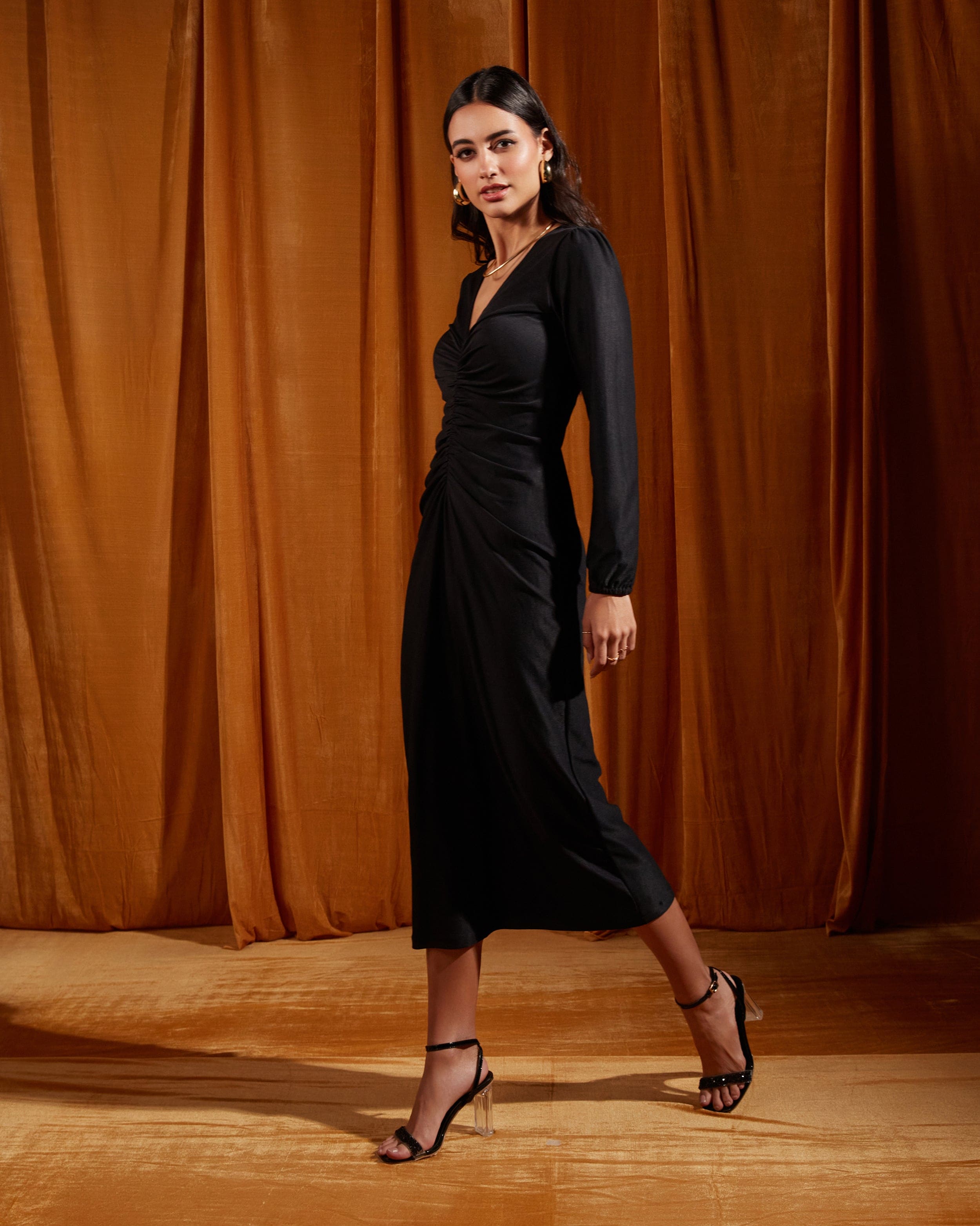 Black Ruched Full Sleeve Midi Dress