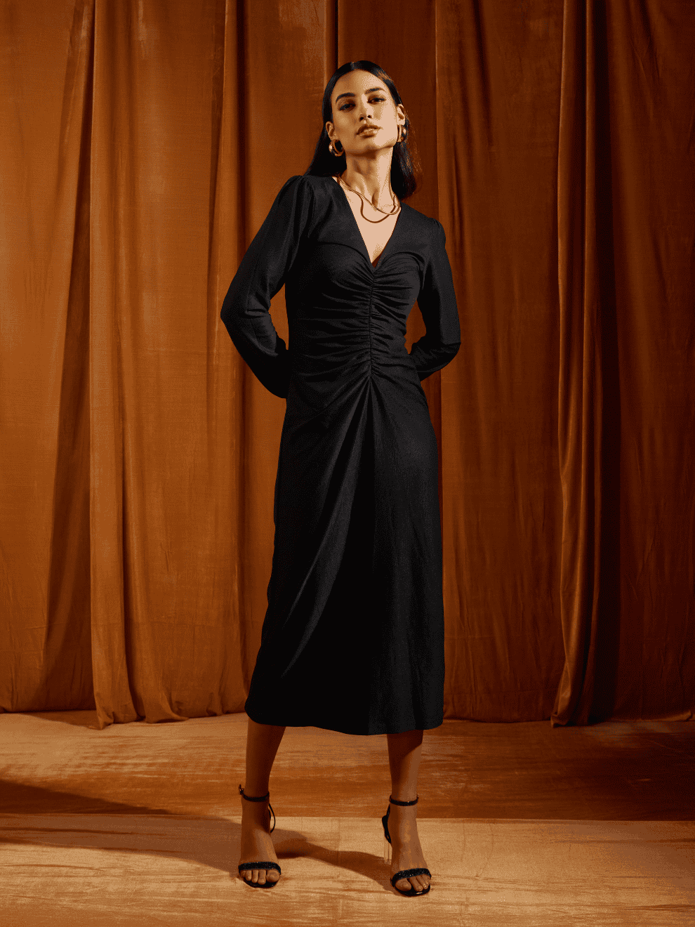 Black Ruched Full Sleeve Midi Dress