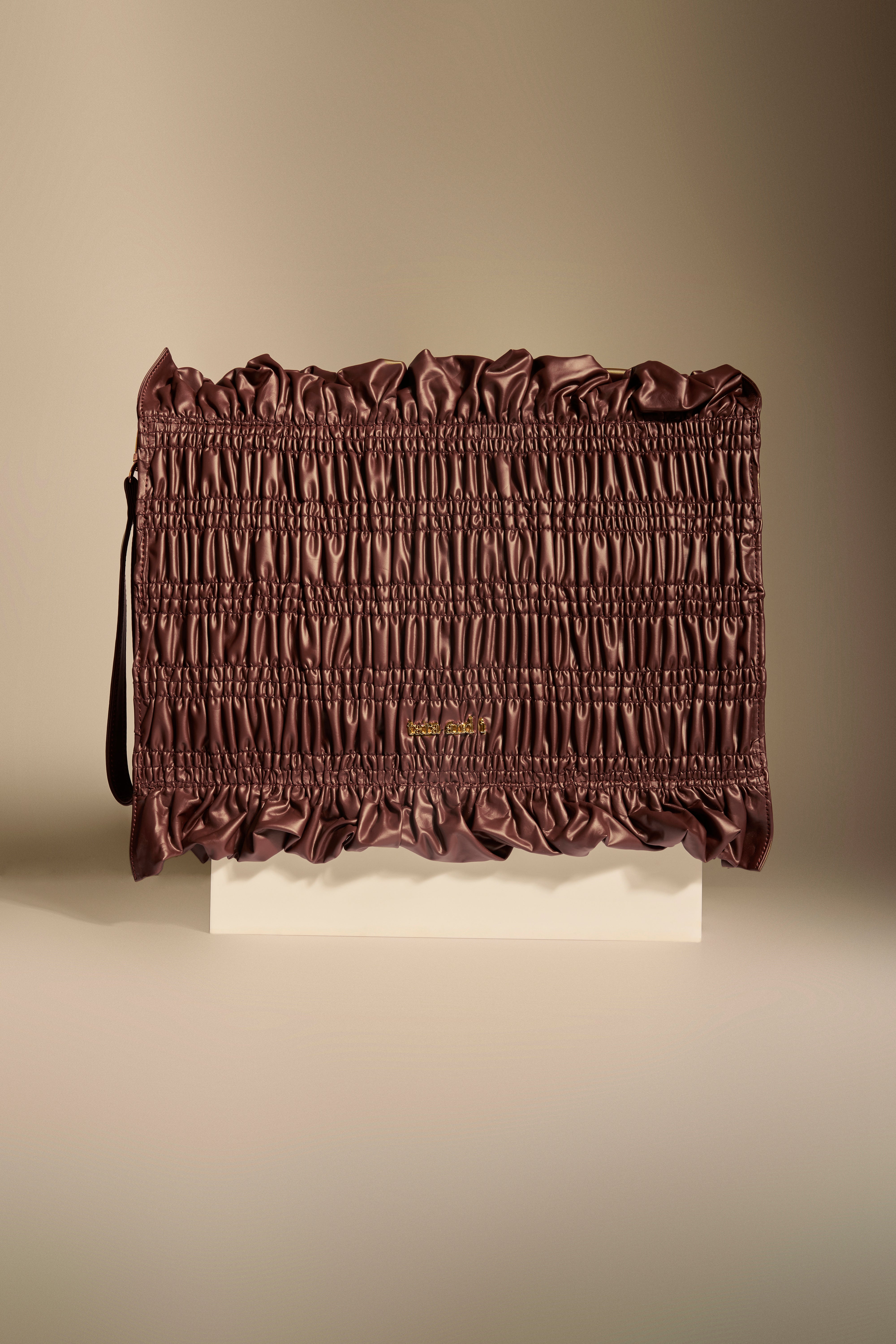 Mocha Drift Oversized Wristlet